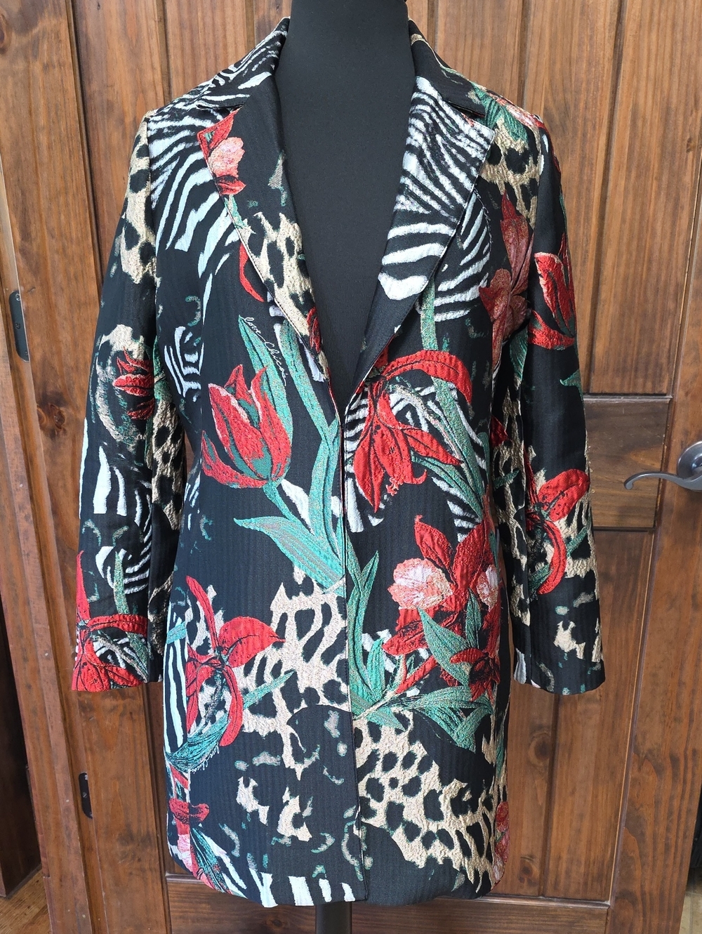 Chico's Floral Animal Print Brocade Topper - Size 4 (Chicos 0)